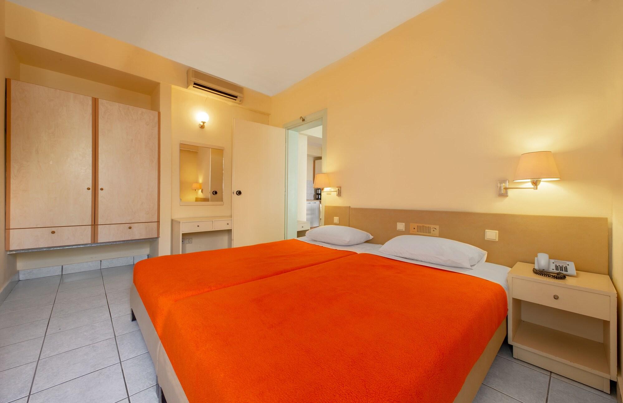 Pavlos Hotel Koszalin Eksteriør bilde
